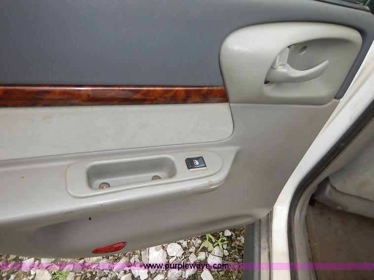 image for item K1504 2004 Chevrolet Impala