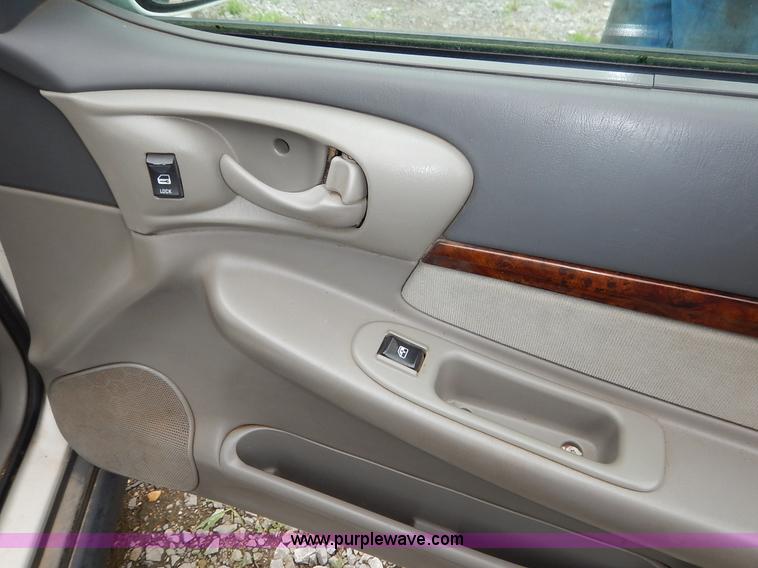 image for item K1504 2004 Chevrolet Impala