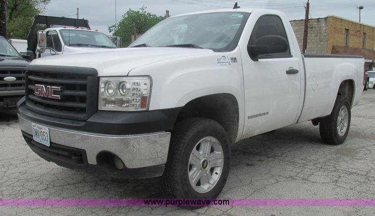 image for item K5064 2009 GMC Sierra 1500 pickup truck
