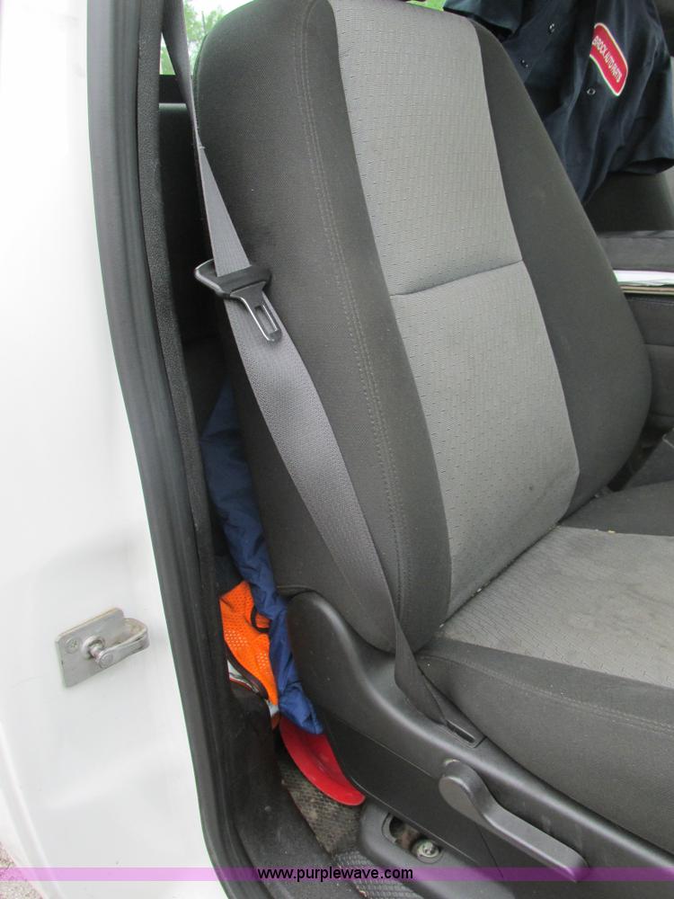 image for item K5064 2009 GMC Sierra 1500 pickup truck