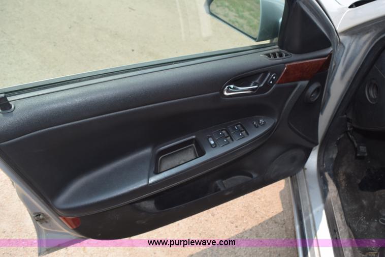 image for item K6086 2006 Chevrolet Impala Police