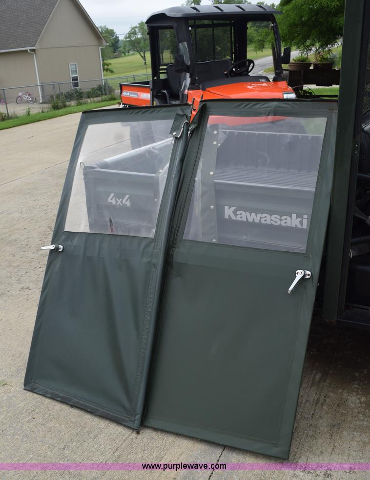 image for item K6109 2000 Kawasaki Mule utility vehicle