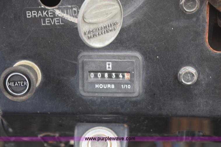 image for item K6109 2000 Kawasaki Mule utility vehicle