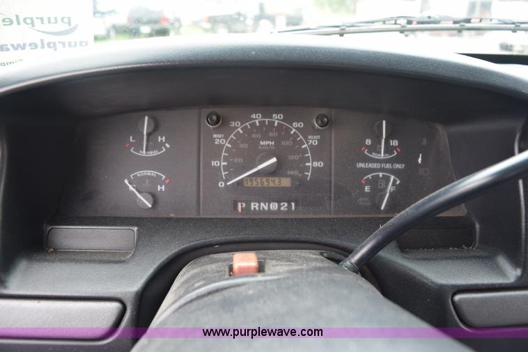 image for item K6112 1994 Ford F350 XL Crew Cab utility truck