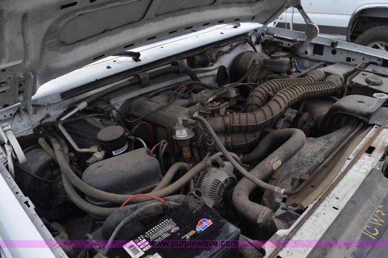 image for item K6112 1994 Ford F350 XL Crew Cab utility truck