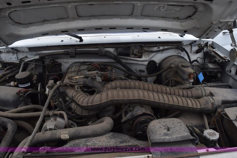 image for item K6112 1994 Ford F350 XL Crew Cab utility truck