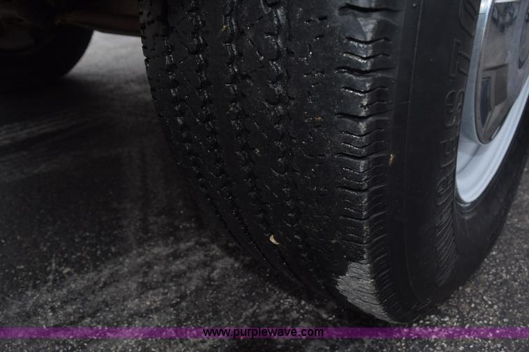 image for item K6112 1994 Ford F350 XL Crew Cab utility truck