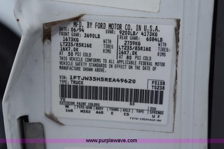 image for item K6112 1994 Ford F350 XL Crew Cab utility truck