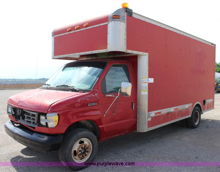 image for item K6929 1995 Ford Econoline E350 box truck