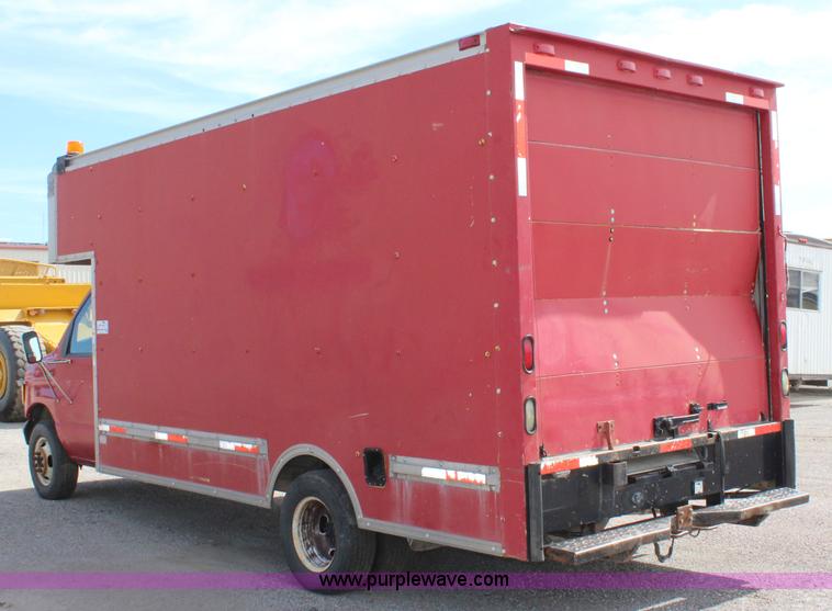 image for item K6929 1995 Ford Econoline E350 box truck