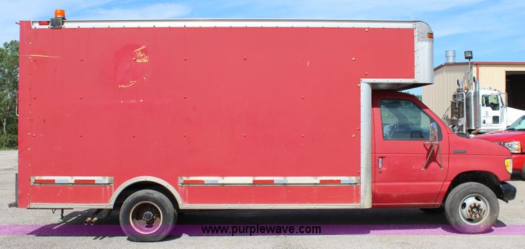 image for item K6929 1995 Ford Econoline E350 box truck