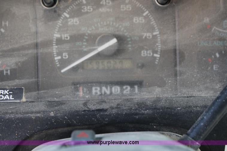 image for item K6929 1995 Ford Econoline E350 box truck