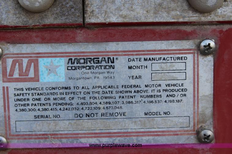 image for item K6929 1995 Ford Econoline E350 box truck