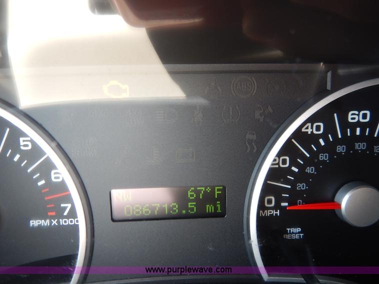 image for item K7460 2006 Ford Explorer XLT SUV