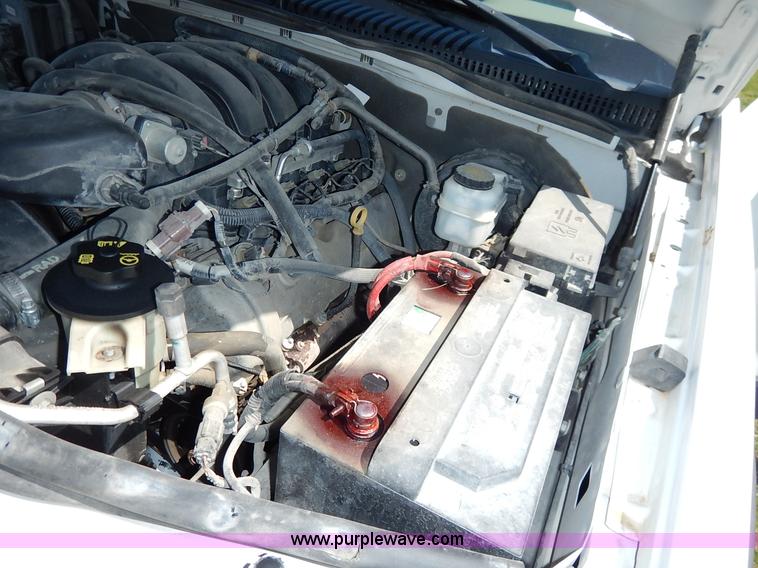 image for item K7460 2006 Ford Explorer XLT SUV