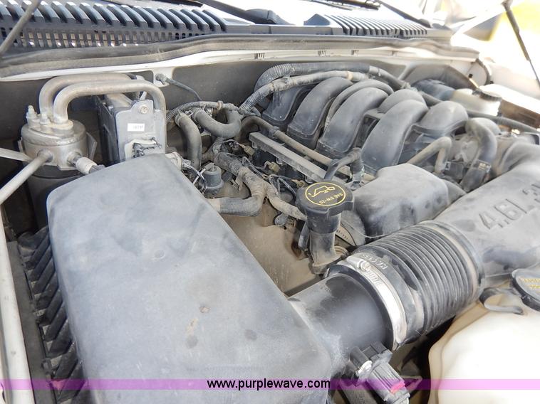 image for item K7460 2006 Ford Explorer XLT SUV