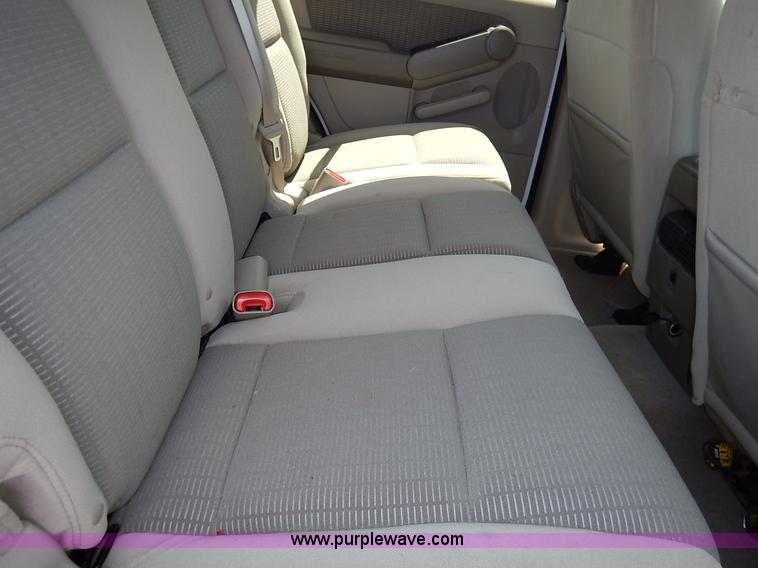 image for item K7460 2006 Ford Explorer XLT SUV
