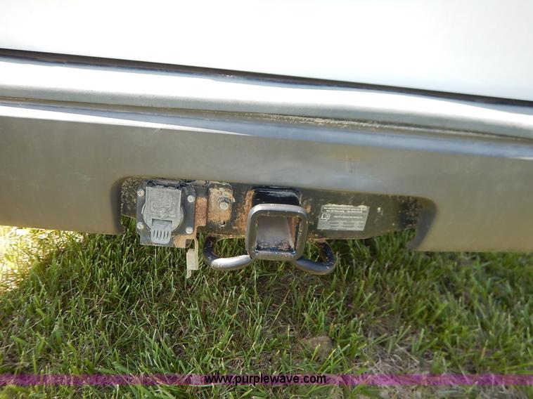 image for item K7460 2006 Ford Explorer XLT SUV