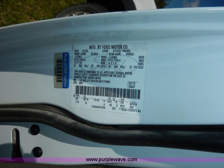 image for item K7460 2006 Ford Explorer XLT SUV