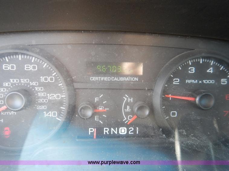 image for item K7463 2007 Ford Crown Victoria Police Interceptor