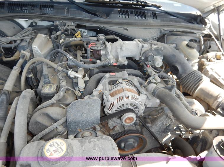 image for item K7463 2007 Ford Crown Victoria Police Interceptor