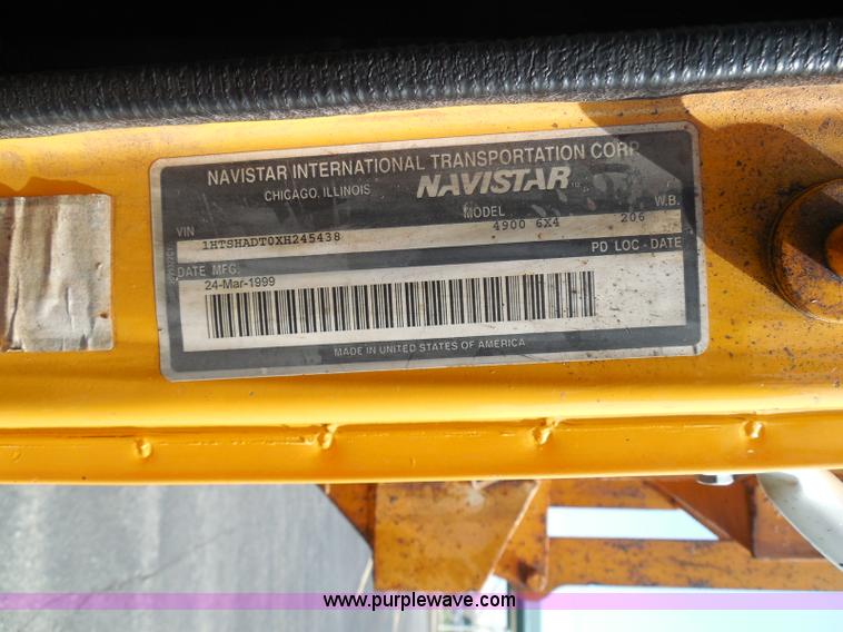 image for item K7521 2000 International 4900 dump truck