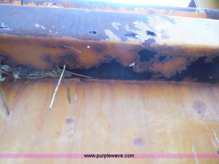 image for item K7521 2000 International 4900 dump truck