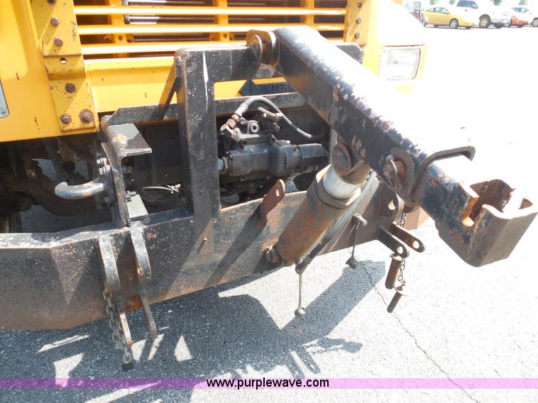 image for item K7521 2000 International 4900 dump truck