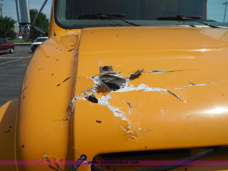 image for item K7521 2000 International 4900 dump truck