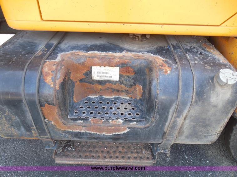 image for item K7522 2000 International 4900 dump truck