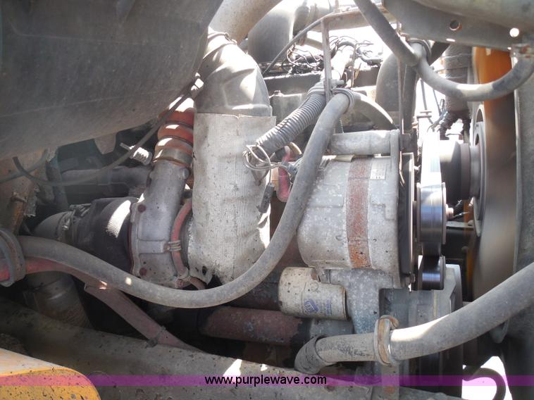 image for item K7522 2000 International 4900 dump truck