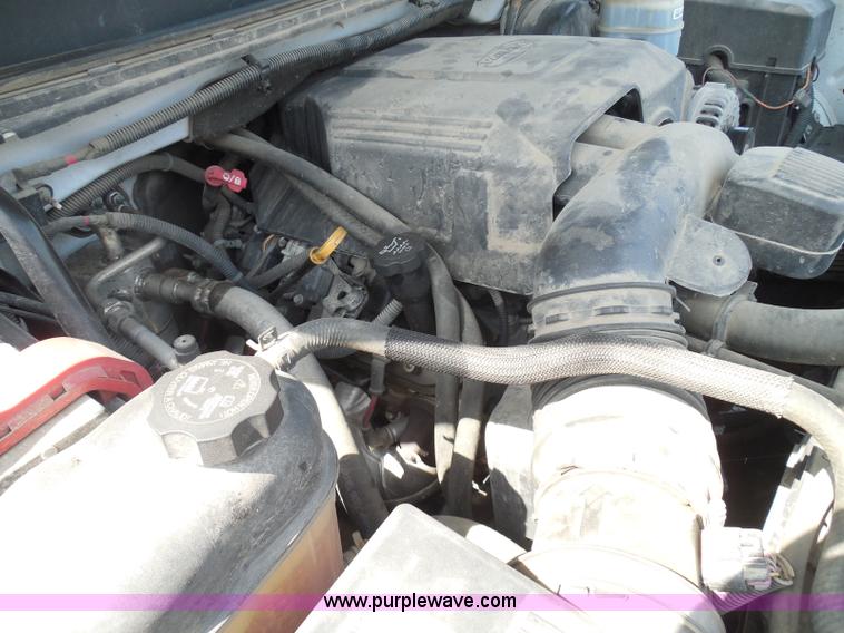 image for item K7523 2008 Chevrolet Silverado 1500 Crew Cab pickup truck