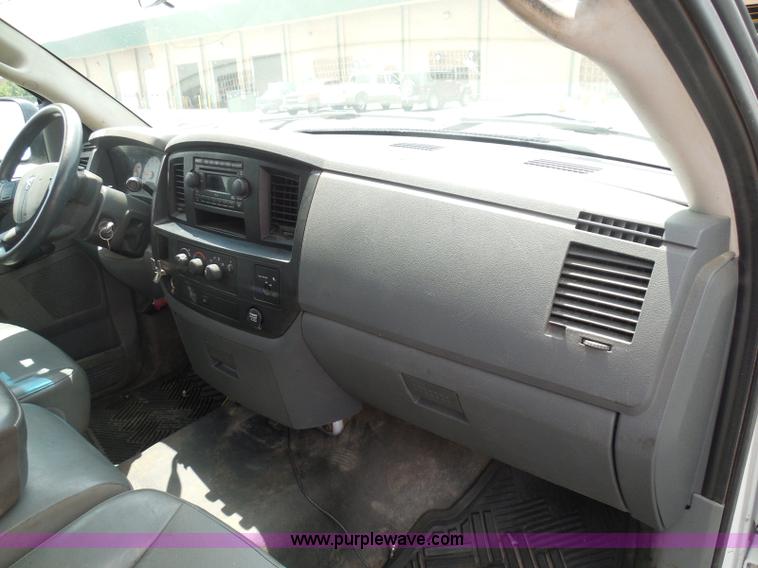 image for item K7524 2008 Dodge Ram 2500 HD pickup truck