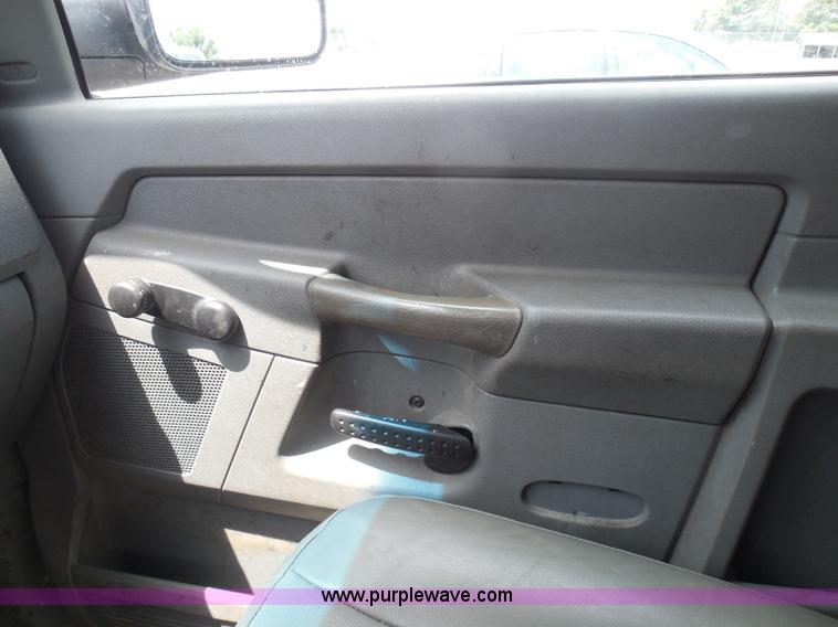 image for item K7524 2008 Dodge Ram 2500 HD pickup truck