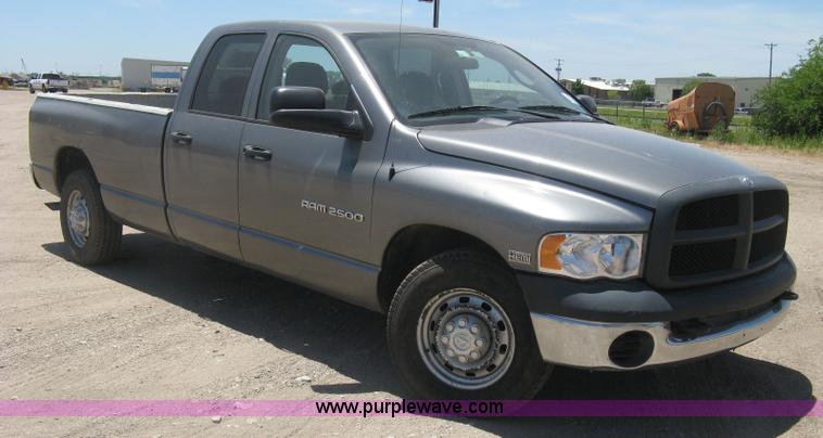 image for item K8649 2005 Dodge Ram 2500 HD Quad Cab pickup truck