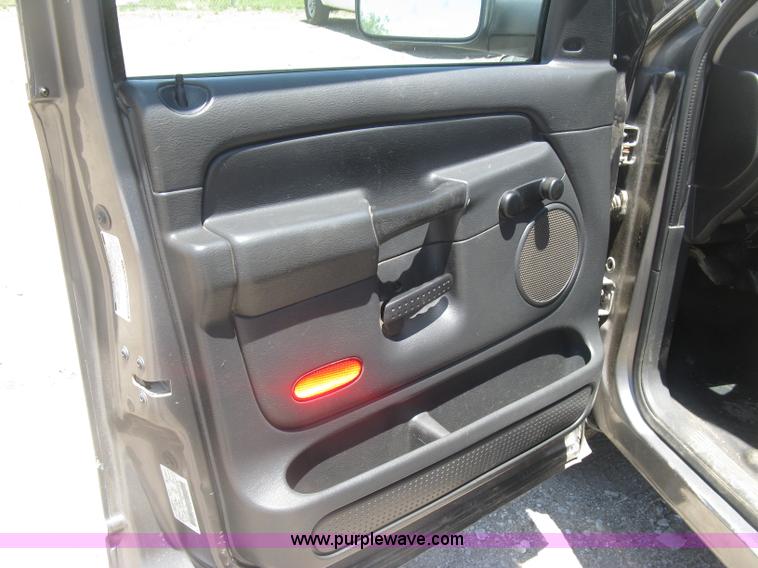 image for item K8649 2005 Dodge Ram 2500 HD Quad Cab pickup truck