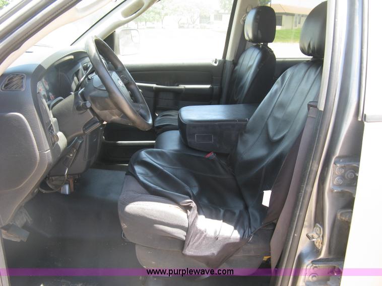 image for item K8649 2005 Dodge Ram 2500 HD Quad Cab pickup truck