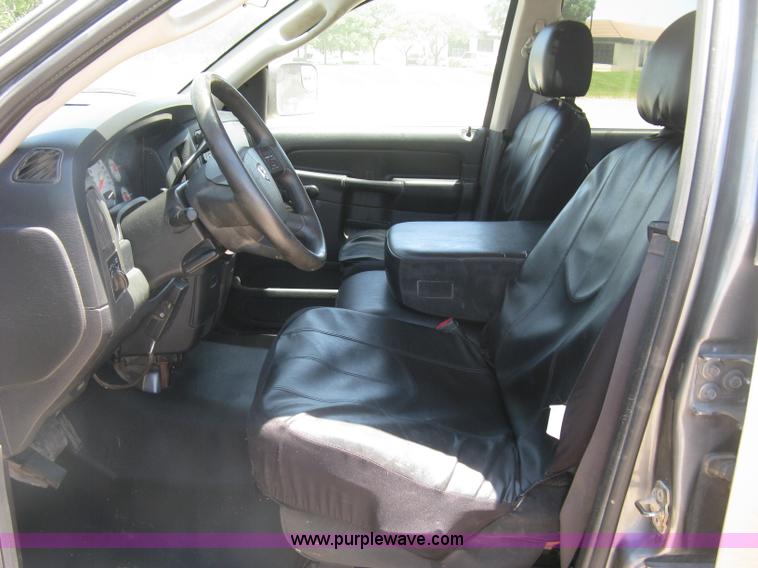 image for item K8649 2005 Dodge Ram 2500 HD Quad Cab pickup truck