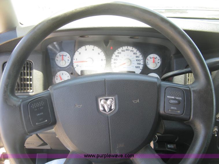 image for item K8649 2005 Dodge Ram 2500 HD Quad Cab pickup truck