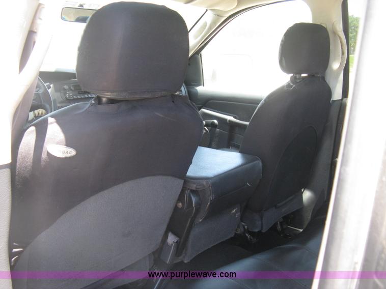 image for item K8649 2005 Dodge Ram 2500 HD Quad Cab pickup truck