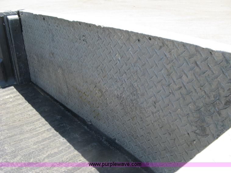 image for item K8649 2005 Dodge Ram 2500 HD Quad Cab pickup truck