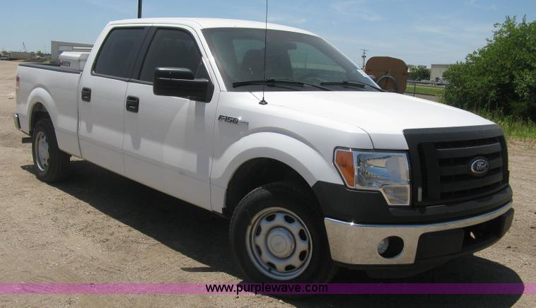 image for item K8650 2012 Ford F150 XLT SuperCrew pickup truck