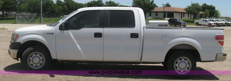 image for item K8650 2012 Ford F150 XLT SuperCrew pickup truck
