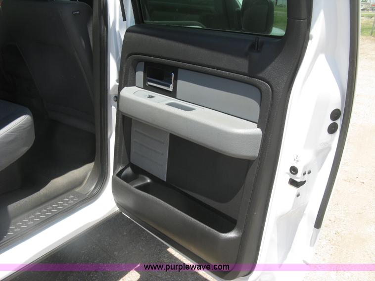 image for item K8650 2012 Ford F150 XLT SuperCrew pickup truck