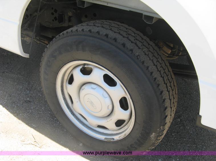 image for item K8650 2012 Ford F150 XLT SuperCrew pickup truck