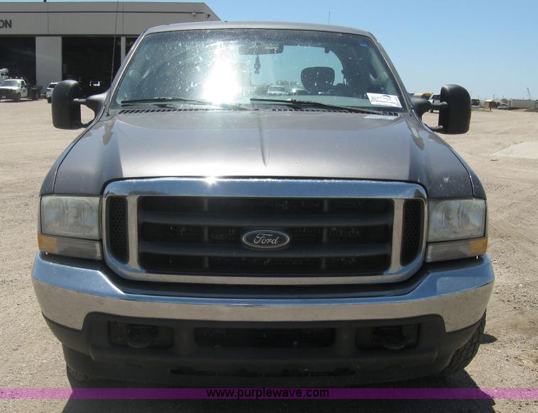 image for item K8653 2004 Ford F250 Super Duty XLT SuperCab pickup truck