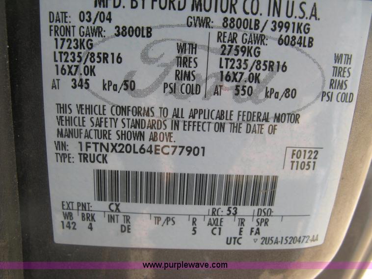 image for item K8653 2004 Ford F250 Super Duty XLT SuperCab pickup truck