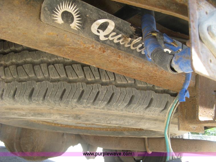 image for item K8653 2004 Ford F250 Super Duty XLT SuperCab pickup truck