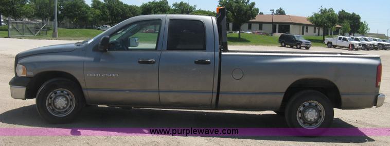 image for item K8654 2005 Dodge Ram 2500 HD Quad Cab pickup truck