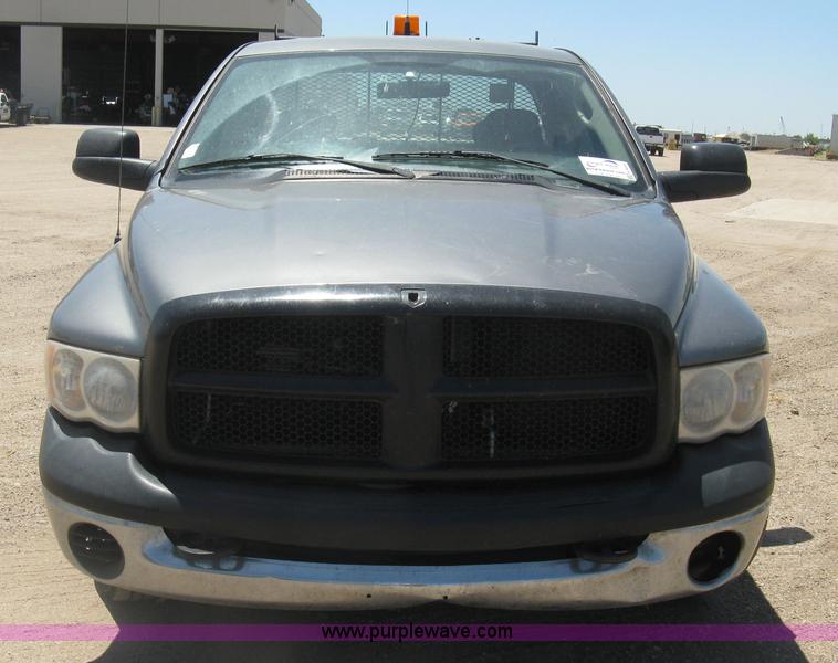 image for item K8654 2005 Dodge Ram 2500 HD Quad Cab pickup truck